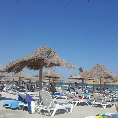 Appartement Andy Mamaia Nord 30 M De Plaja Năvodari